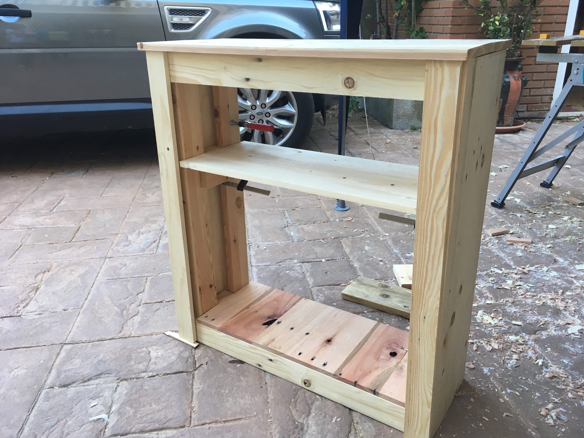 A dry fit with the side panels held in place